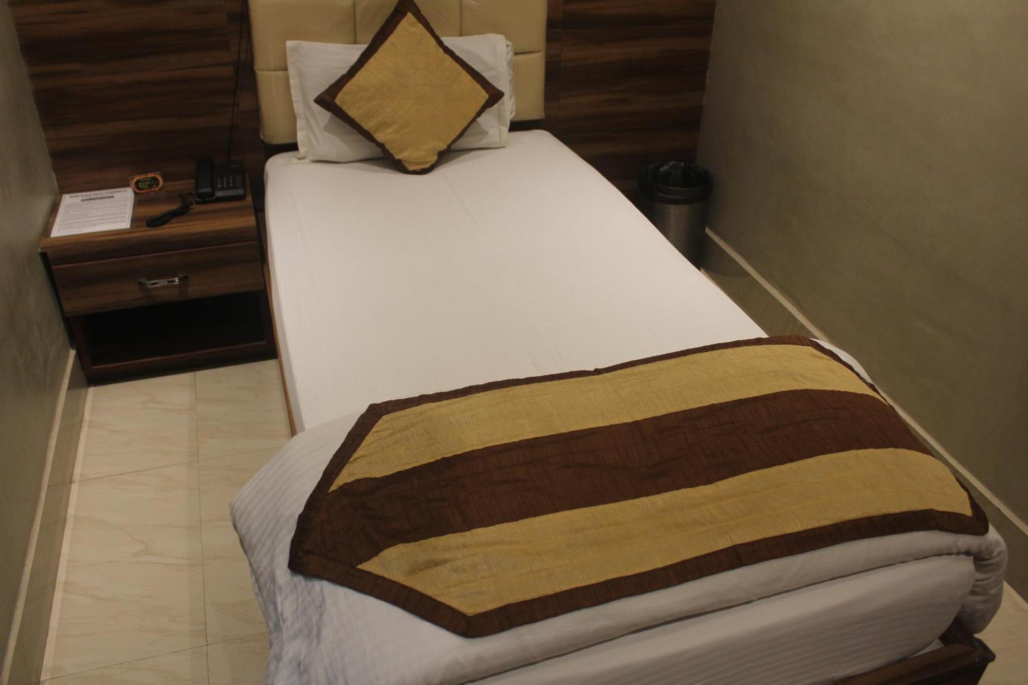 Hotel Oishi Plaza Mukutmanipur ภายนอก รูปภาพ